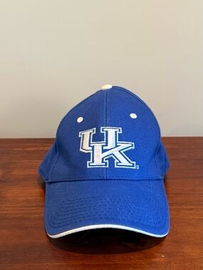 Kentucky Wildcats UK Blue White Adjustable Hat Signatures NCAA